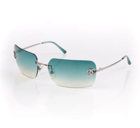 chanel 4017 d|CHANEL Crystal CC Logo Sunglasses 4017.